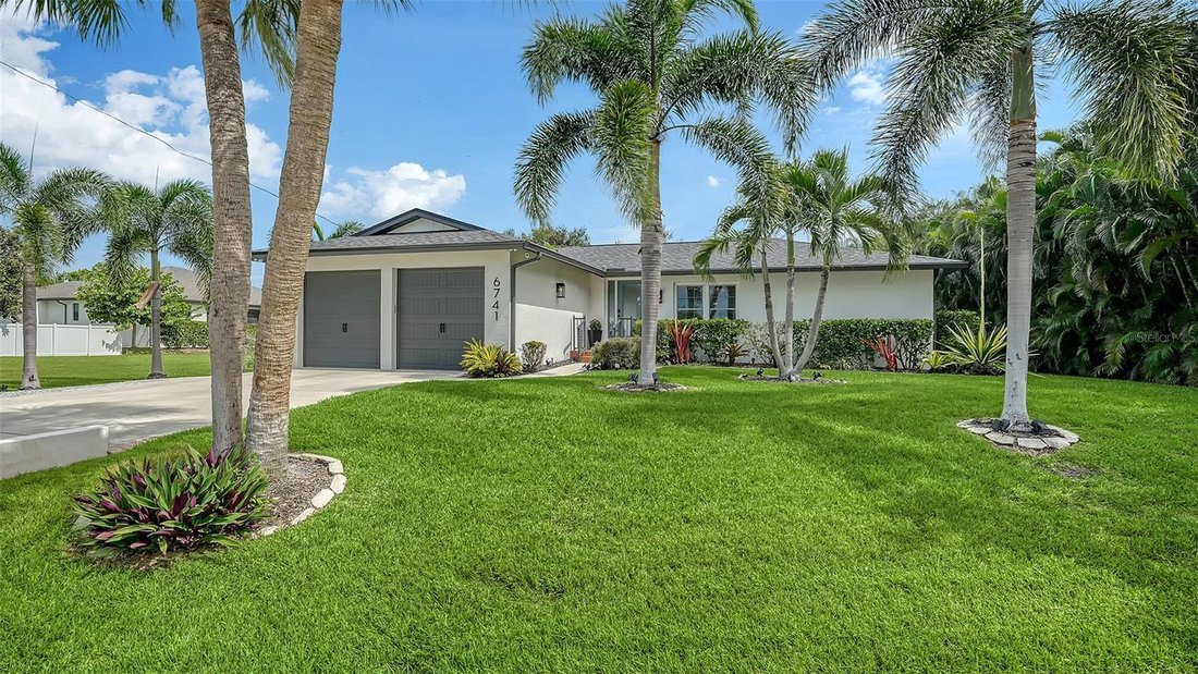 House in Sarasota, Florida, United States 2 - 18995544