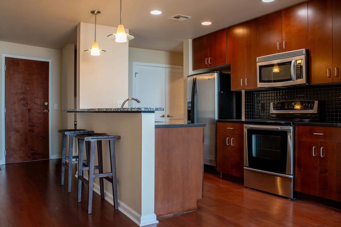 Condo in Nashville, Tennessee, United States 5 - 18992959