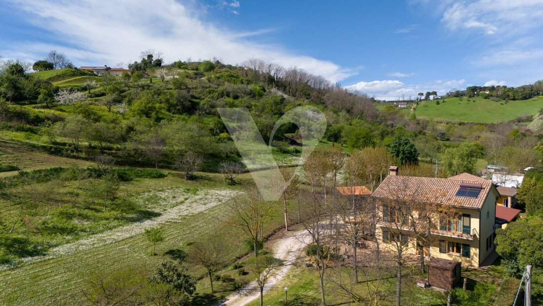 Villa in Monte - Ponte Abbadesse Zone, Cesena, Emilia-Romagna 2 - 18997660