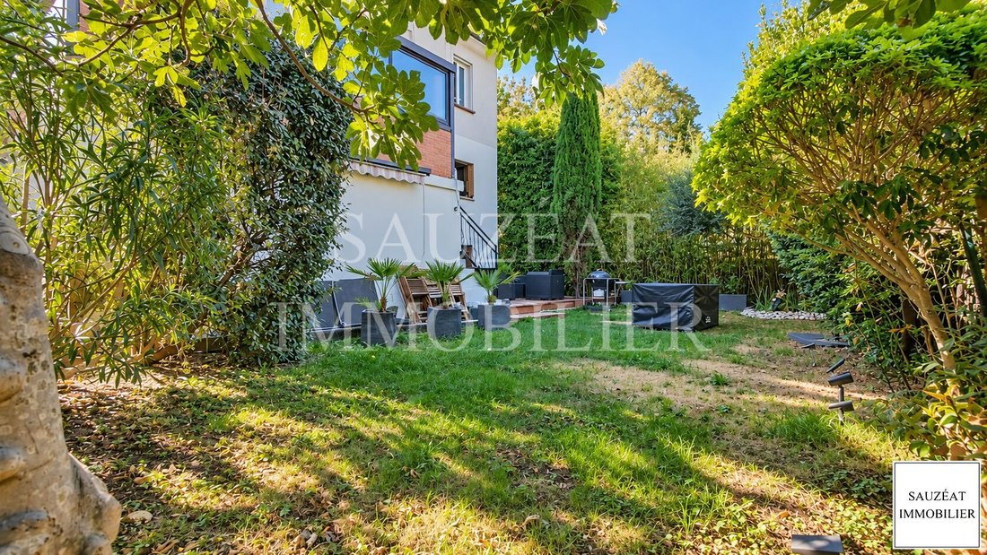 House in Vitry-sur-Seine, Ile-de-France, France 2 - 18996399