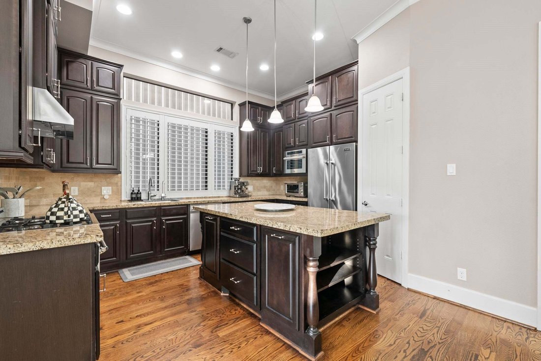 House in Houston, Texas, United States 3 - 18994742
