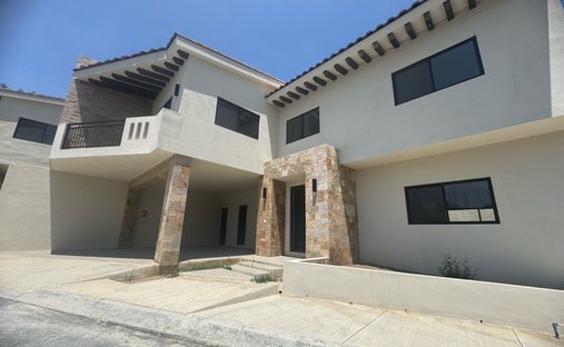 House in Santiago, Nuevo Leon, Mexico 1