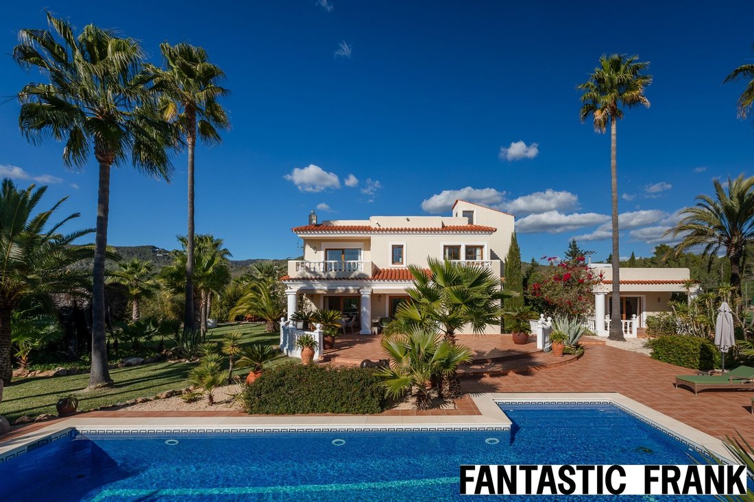Villa in Sant Jordi de ses Salines, Sant Josep de sa Talaia, Balearic Islands 2 - 18996803