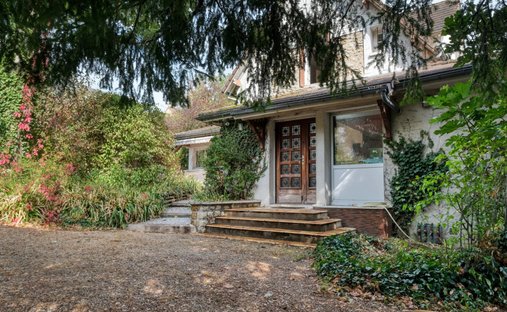 House in La Terrasse, Epinay-sur-Orge, France 1