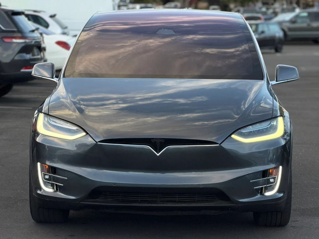 Suv in Sacramento, CA, United States 4 - 18996958