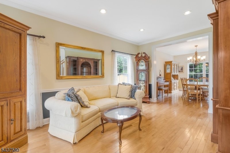 House in Hillsborough Twp., New Jersey, United States 4 - 18996120