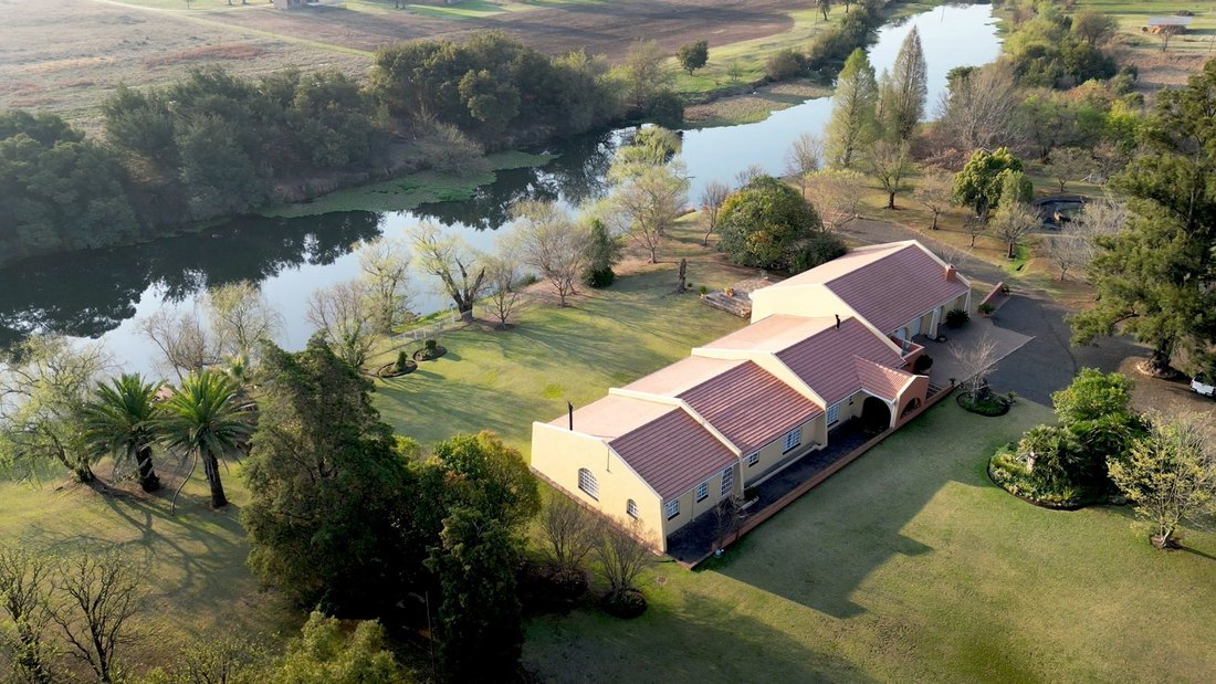 Farm Ranch in Emalahleni, Mpumalanga, South Africa 1 - 18996865