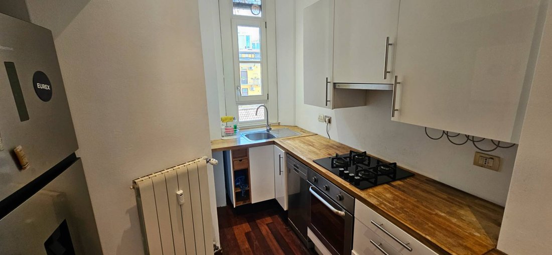 Apartment in Centrale, Milan, Italy 4 - 18994327