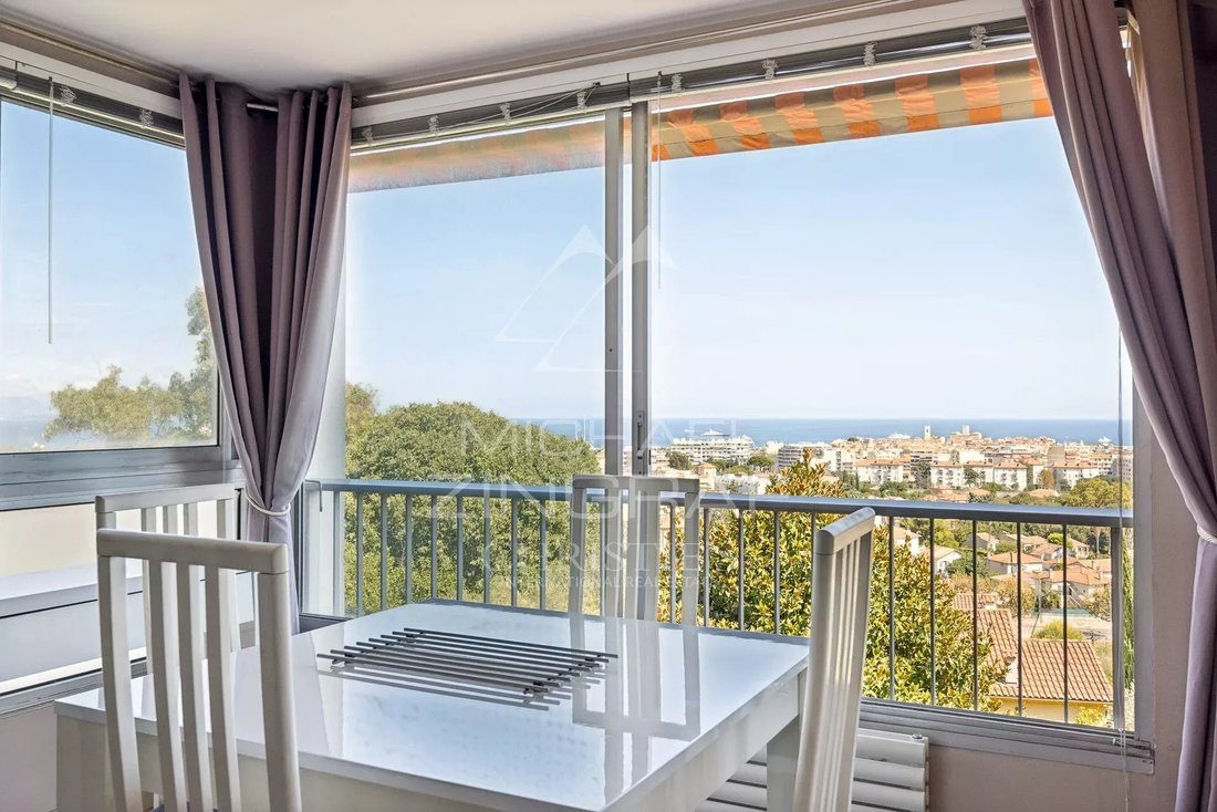 Apartment in Laval, Antibes, France 3 - 18993154