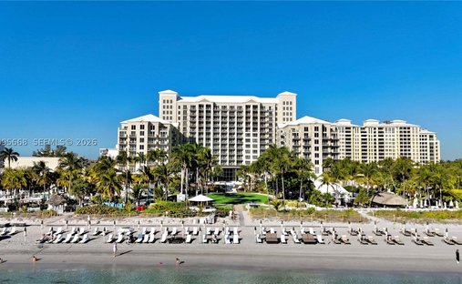 Condo in Key Biscayne, Florida, United States 1