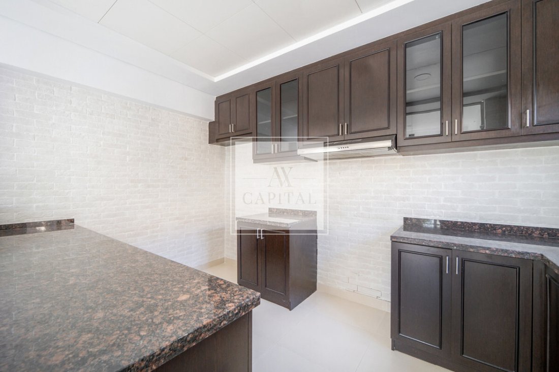 Villa in Downtown Dubai, Dubai, United Arab Emirates 5 - 18993942