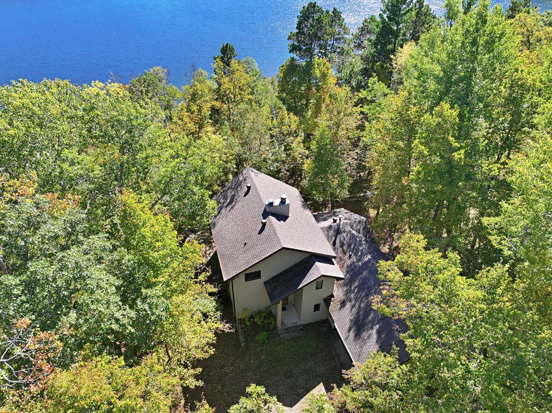 House in Nevis, Minnesota, United States 4 - 18996111