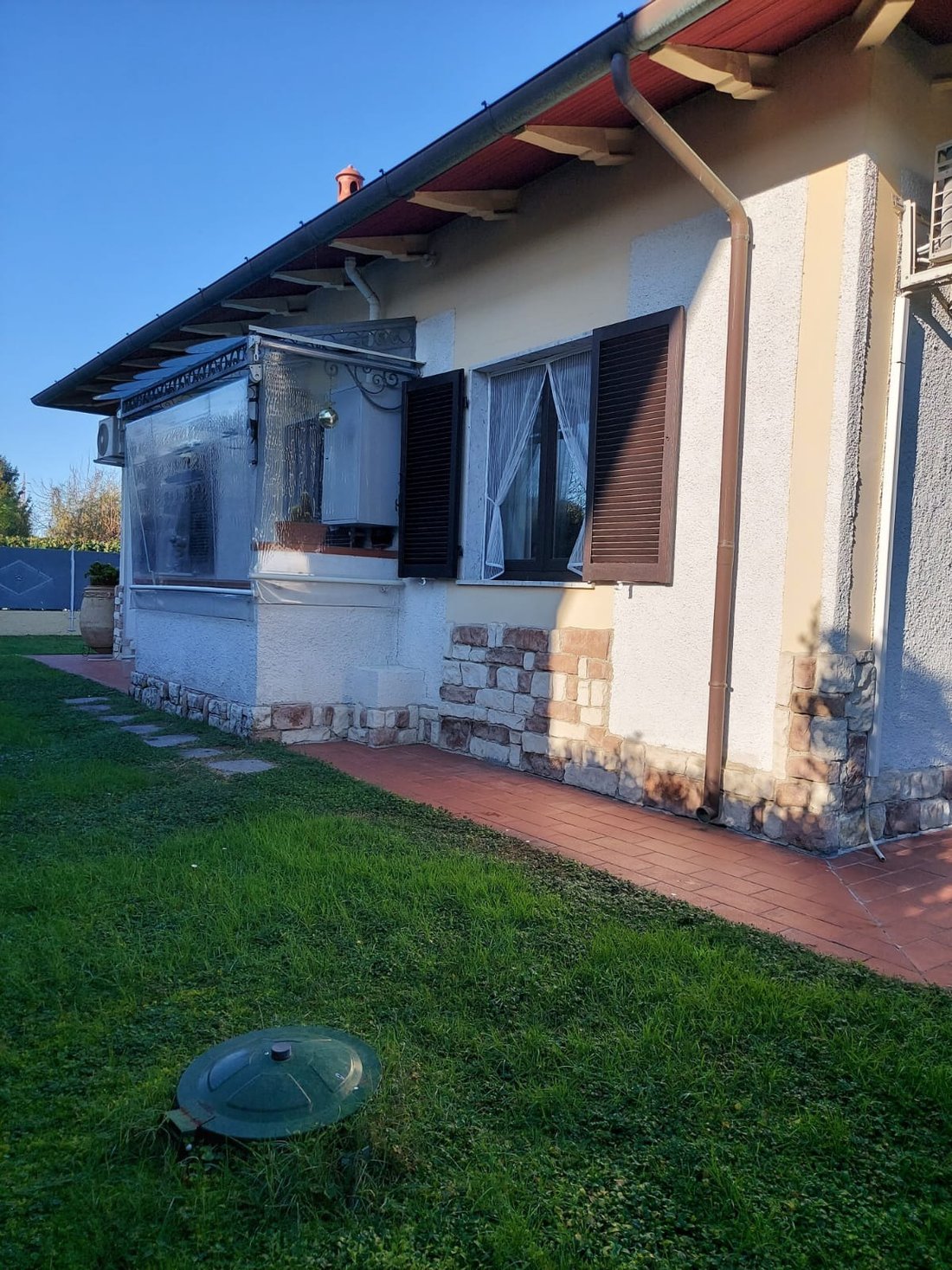 Villa in Centro, Massa, Italy 3 - 18995388
