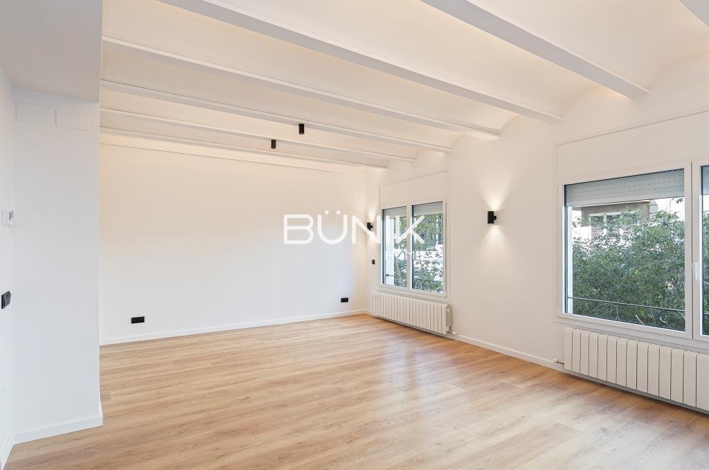 Apartment in Les Corts, Barcelona, Spain 2 - 18993025