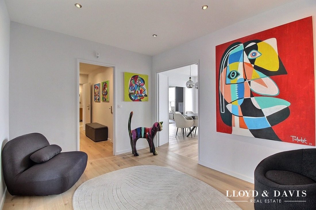 Apartment in Puteaux, Ile-de-France, France 2 - 17024762