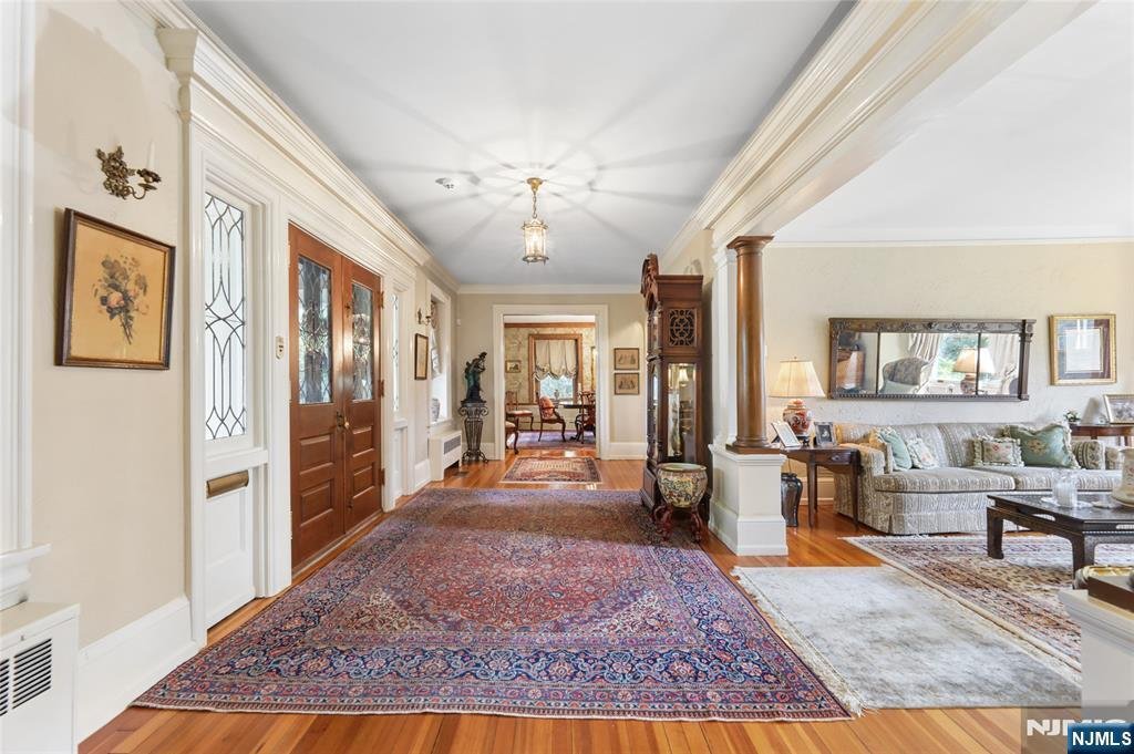 House in Essex Fells, New Jersey, United States 5 - 18993385