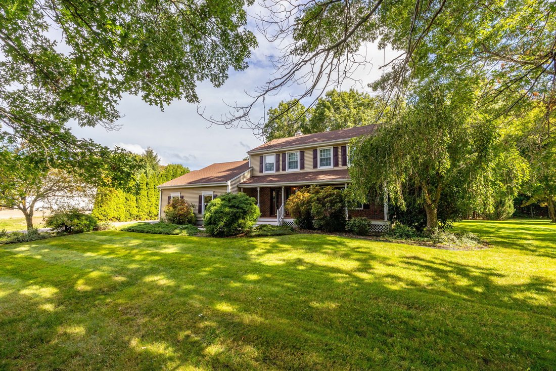 House in Wolcott, Connecticut, United States 2 - 18994255