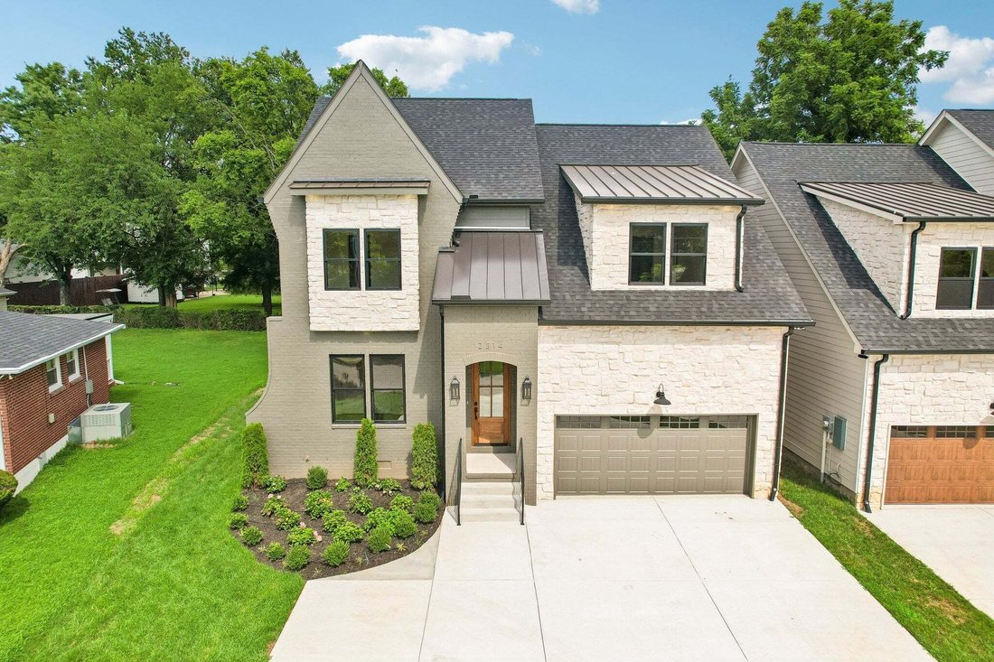 Co Op in Nashville, Tennessee, United States 2 - 18995506