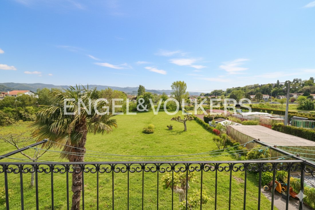 Villa in Hondarribia, Basque Country, Spain 2 - 18901340