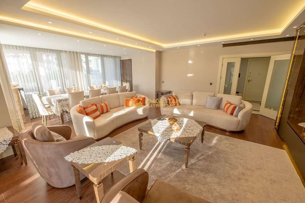 Apartment in İstanbul, İstanbul, Turkey 2 - 18993670