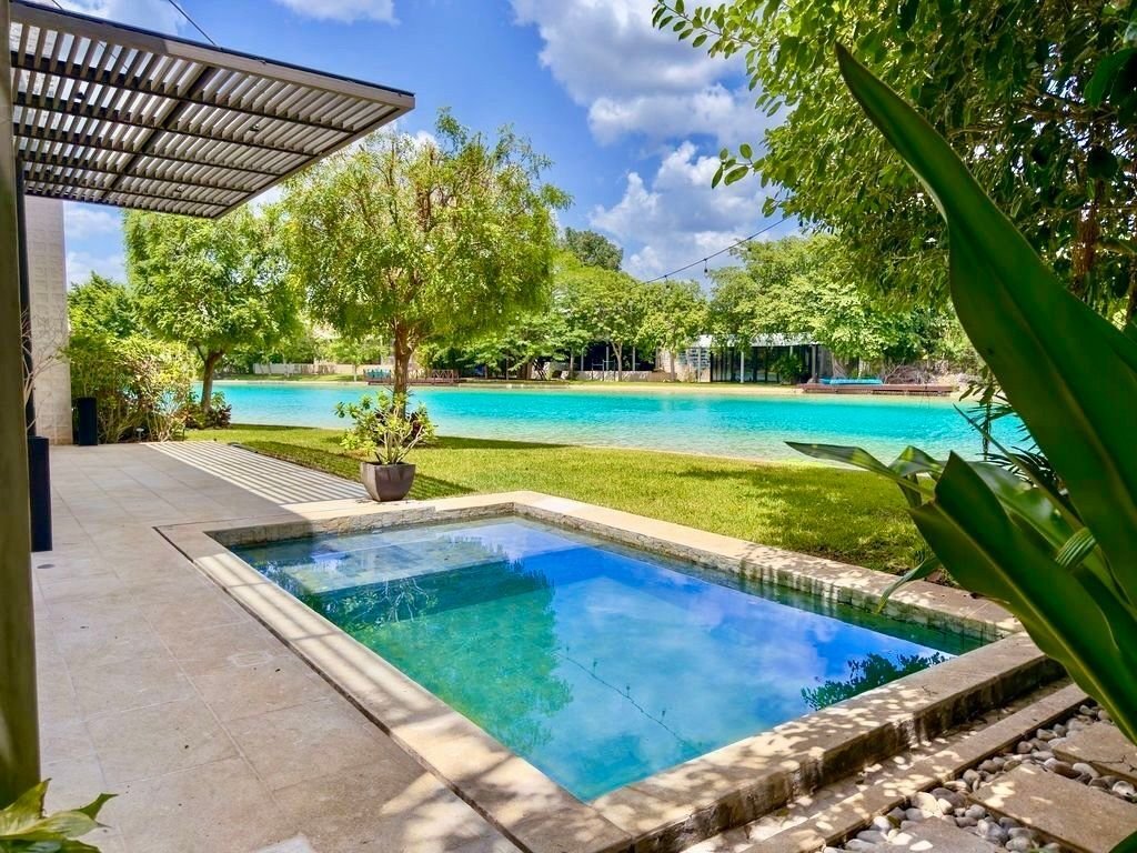House in Yucatán Country Club, Yucatan, Mexico 1 - 18997408