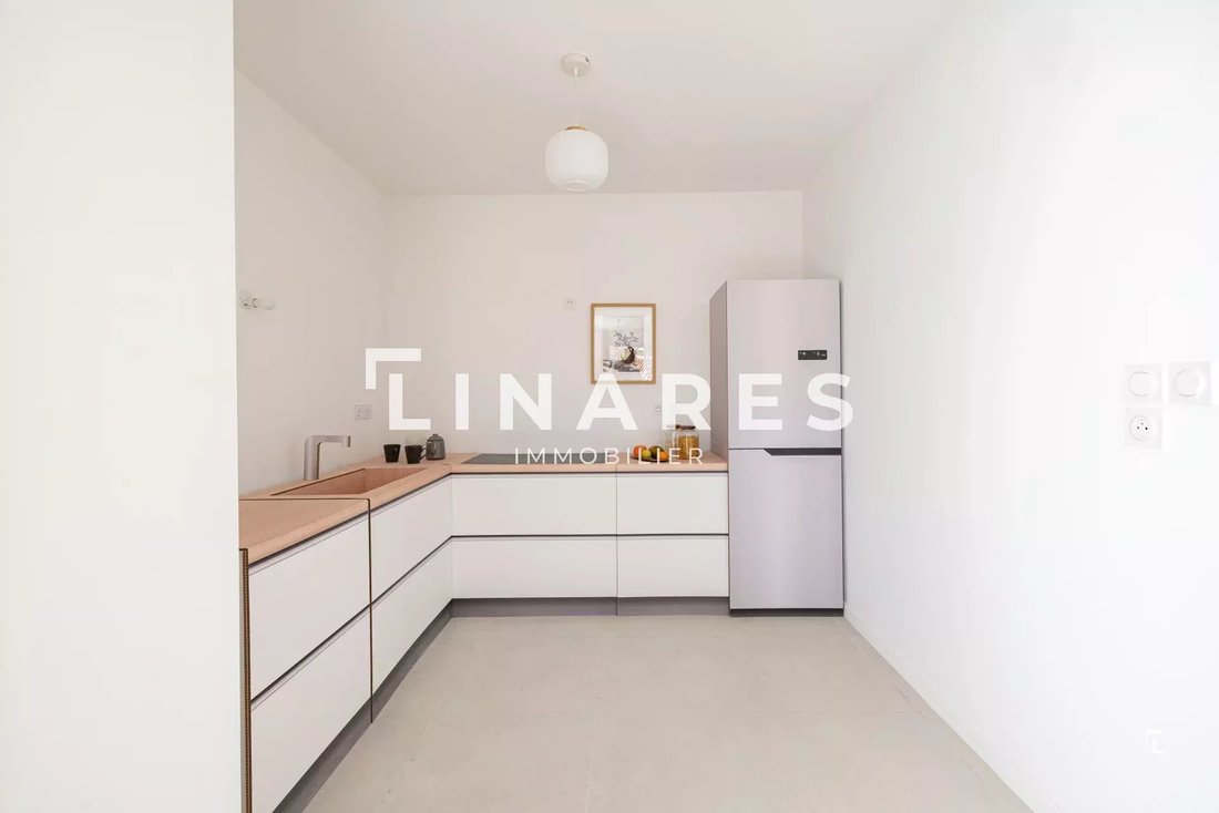Apartment in Est-Repentance-Les Trois Bons Dieux, Aix-en-Provence, France 4 - 18994019