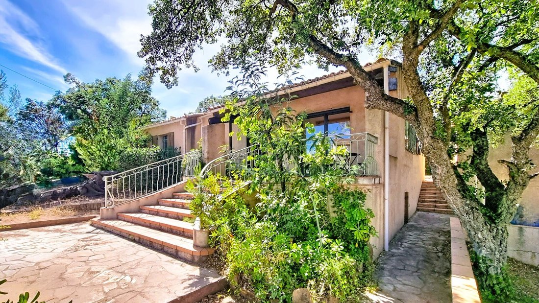 Villa in Exterieurs, Frejus, France 3 - 18994002