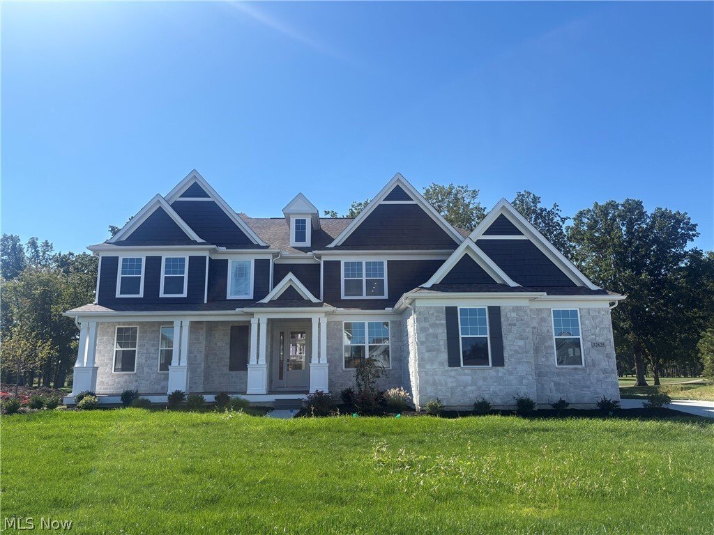 House in Avon Lake, Ohio, United States 1 - 18993397