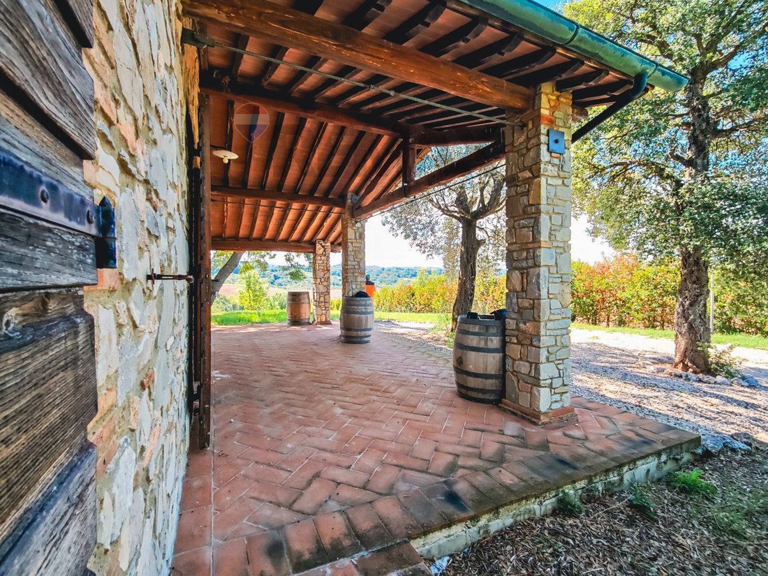 Villa in Manciano, Tuscany, Italy 3 - 18997663