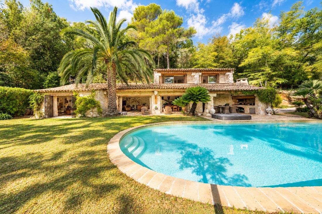 Villa in Centre du Village, La Colle-sur-Loup, France 1 - 18996733