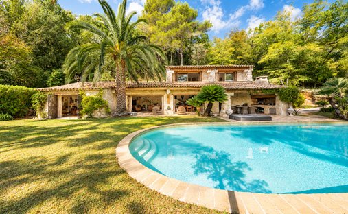 Villa in Centre du Village, La Colle-sur-Loup, Frankreich 1