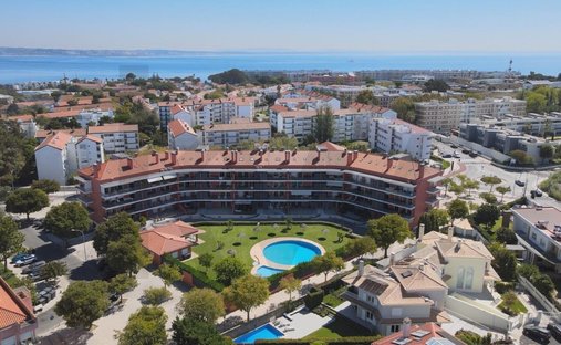 Apartment in Oeiras e Sao Juliao da Barra, Paco de Arcos e Caxias, Lisbon, Portugal 1