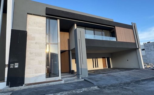 House in Santiago, Nuevo Leon, Mexico 1
