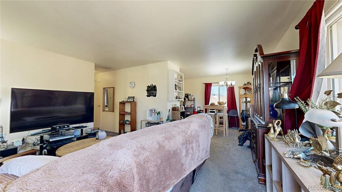 Denver, Colorado, United States 5 - 18992872