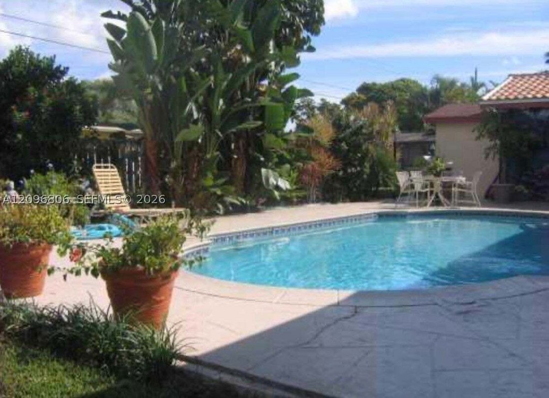 House in Hollywood, Florida, United States 2 - 18995703