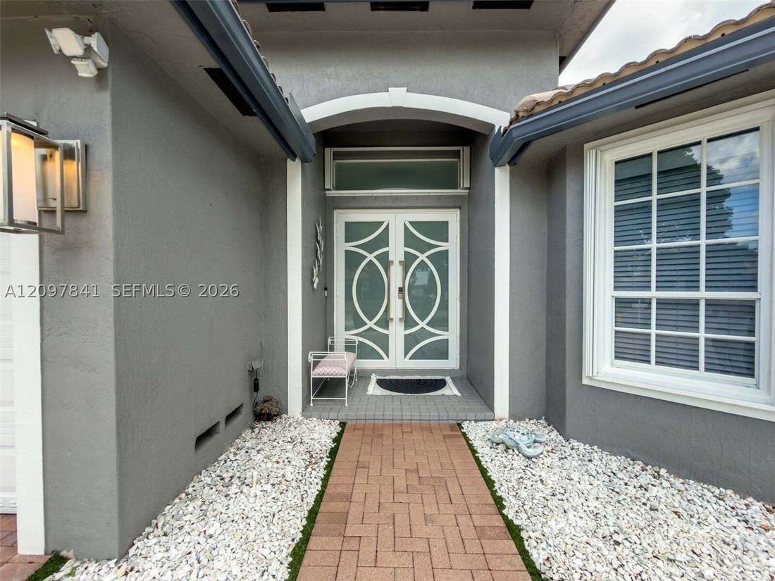 House in Miramar, Florida, United States 3 - 18995682