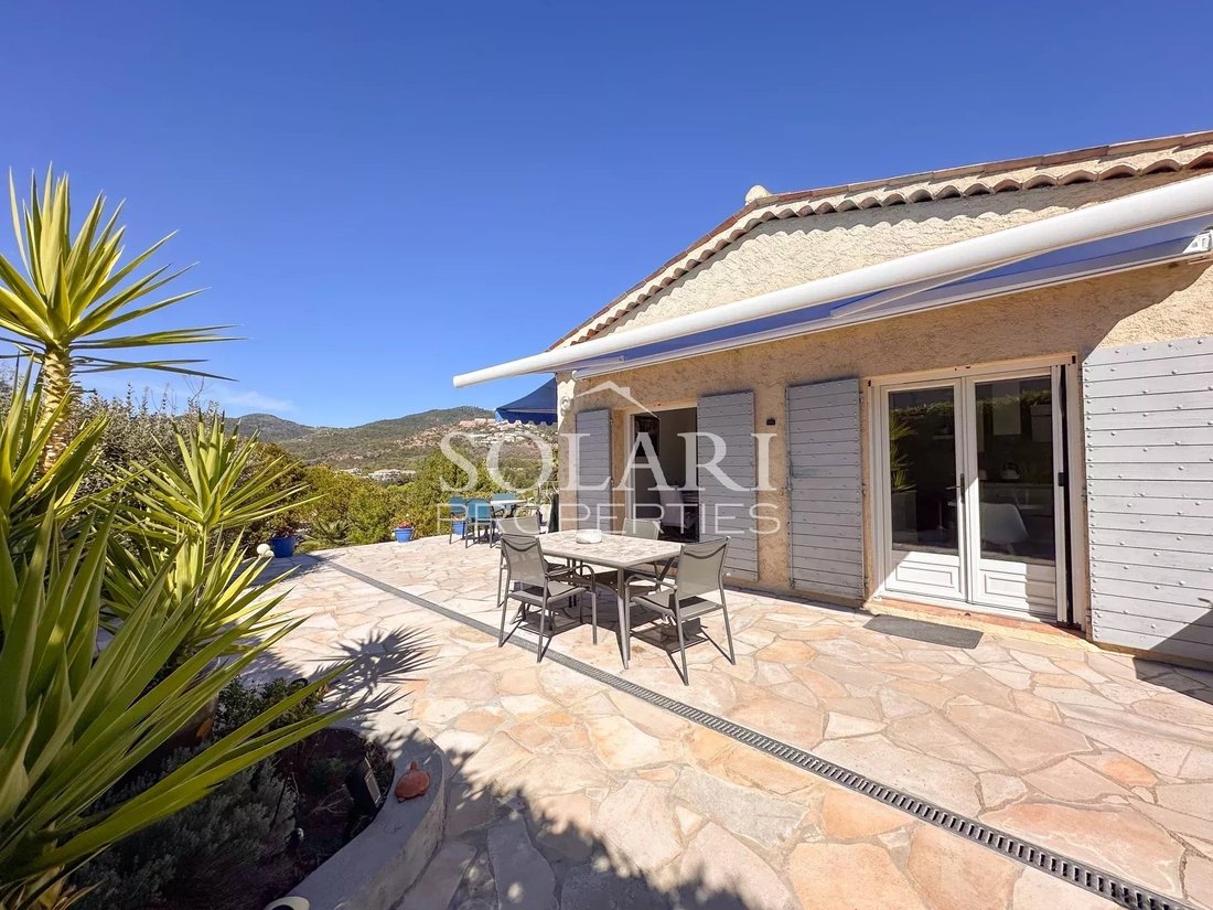 Villa in Le Cottage, Mandelieu-la-Napoule, France 5 - 16466834