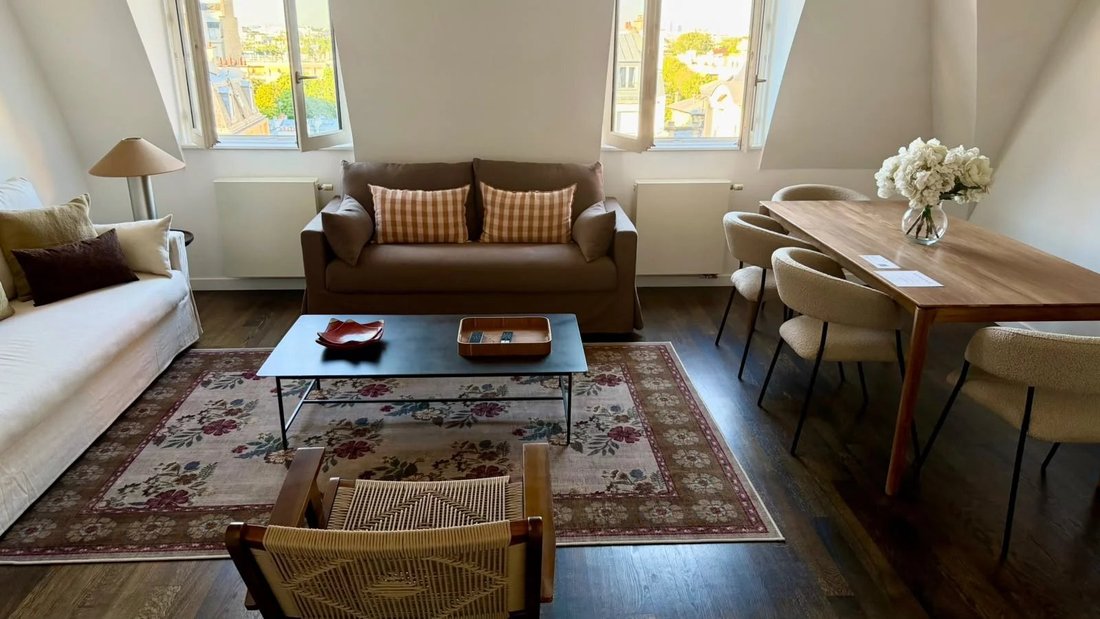 Apartment in La Plaine des Sablons, Neuilly-sur-Seine, France 1 - 18993848