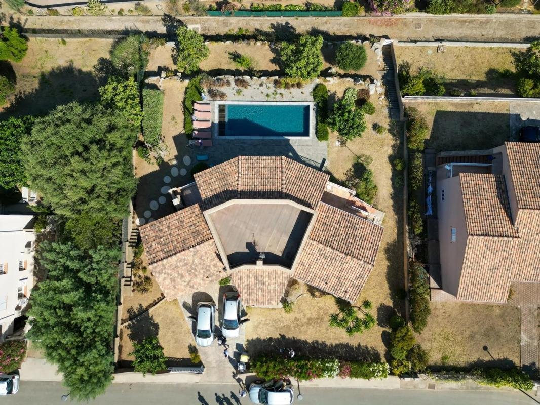 Villa in Propriano, Corsica, France 2 - 18993935