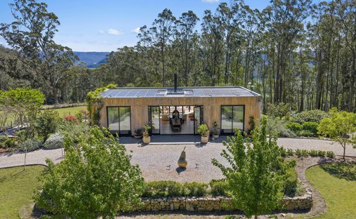 House in Beaumont, New South Wales, Australia 1