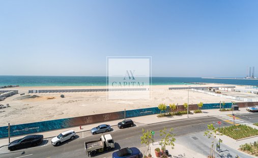 Apartment in Jumeirah, Dubai, United Arab Emirates 1