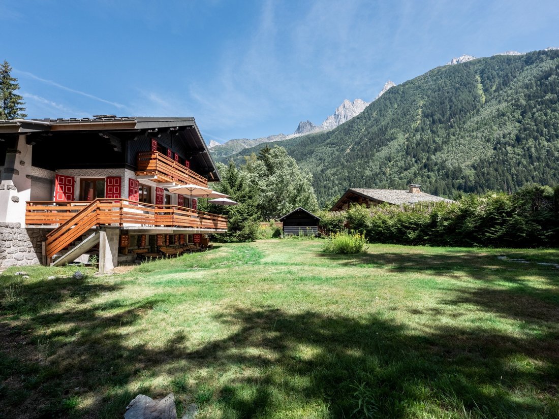 House in Chamonix-Mont-Blanc, Auvergne-Rhône-Alpes, France 5 - 18996712