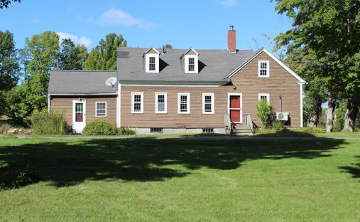 House in Vassalboro, Maine, United States 1