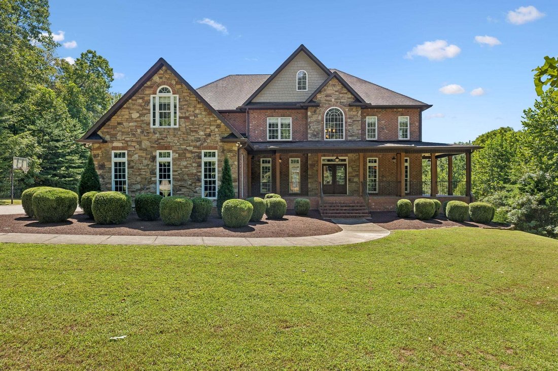 House in Bon Aqua, Tennessee, United States 1 - 18992924