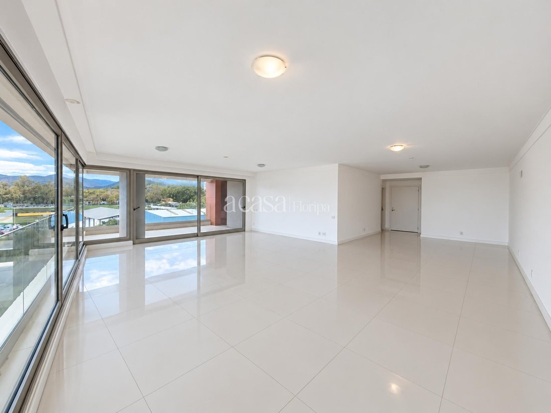Apartment in Florianópolis, State of Santa Catarina, Brazil 3 - 18996893