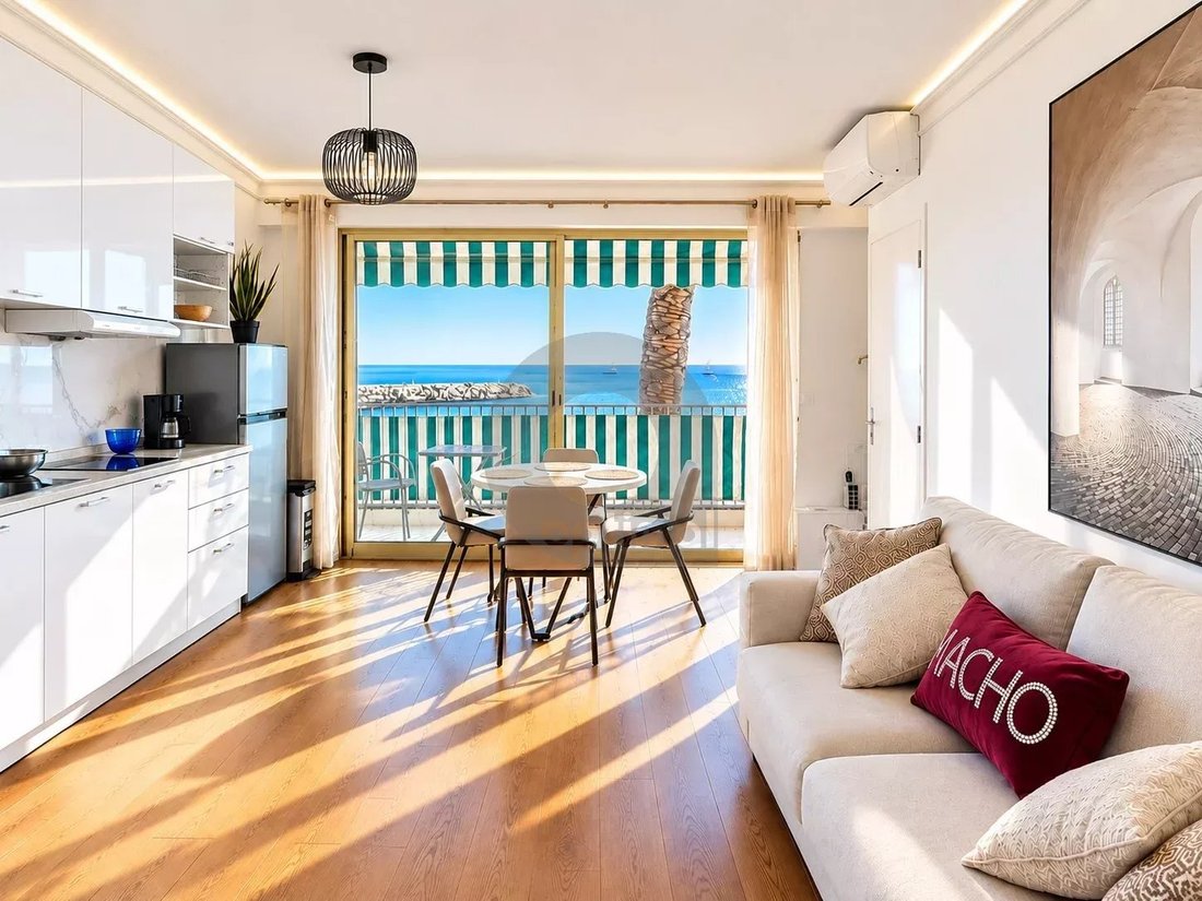 Apartment in Roquebrune-Cap-Martin, Provence-Alpes-Côte d'Azur, France 1 - 18993735