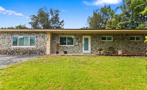 House in Davie, Florida, United States 1