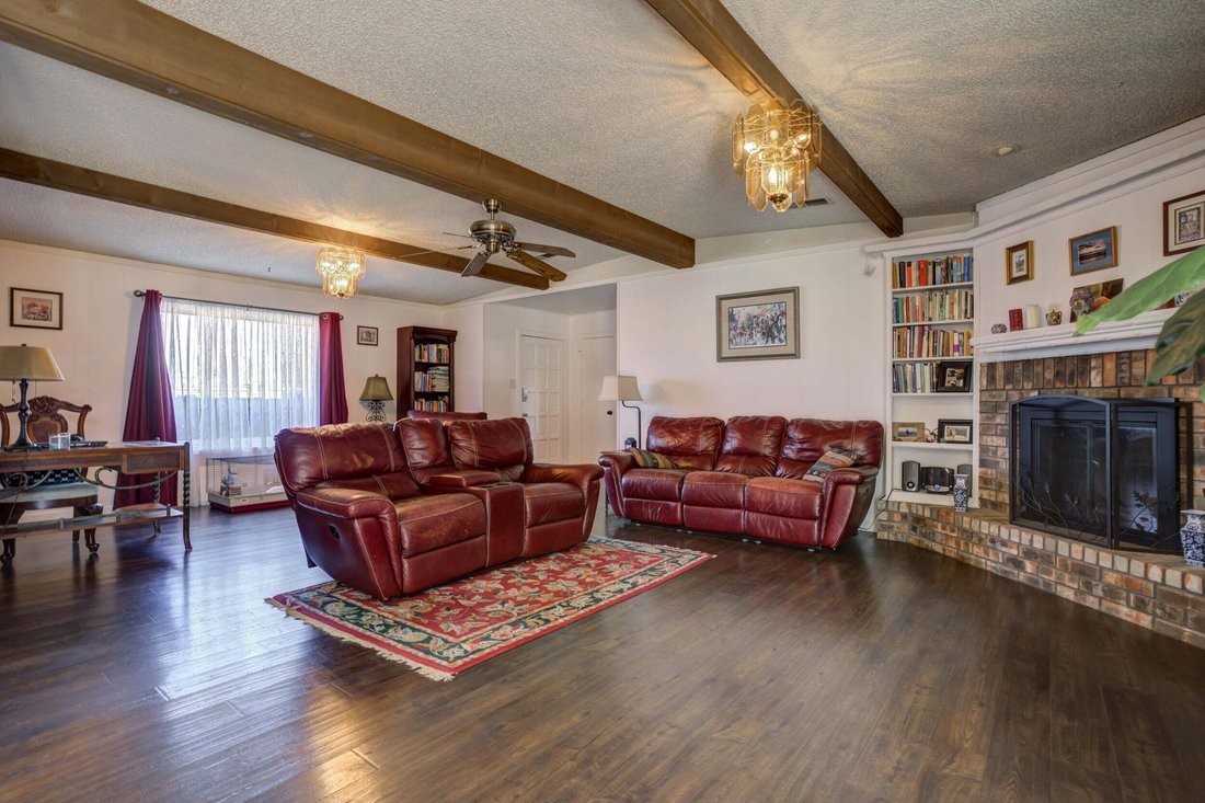 House in Lubbock, Texas, United States 5 - 18994725