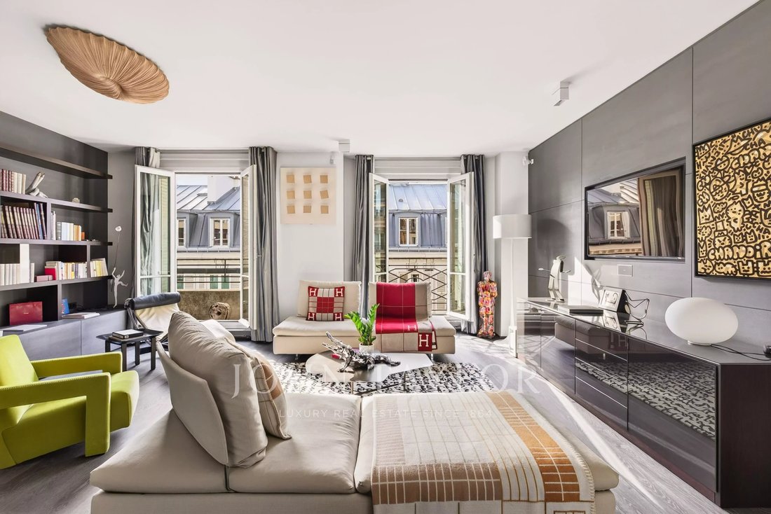 Apartment in Odéon, Paris 6e Arrondissement, Paris 1 - 18996870