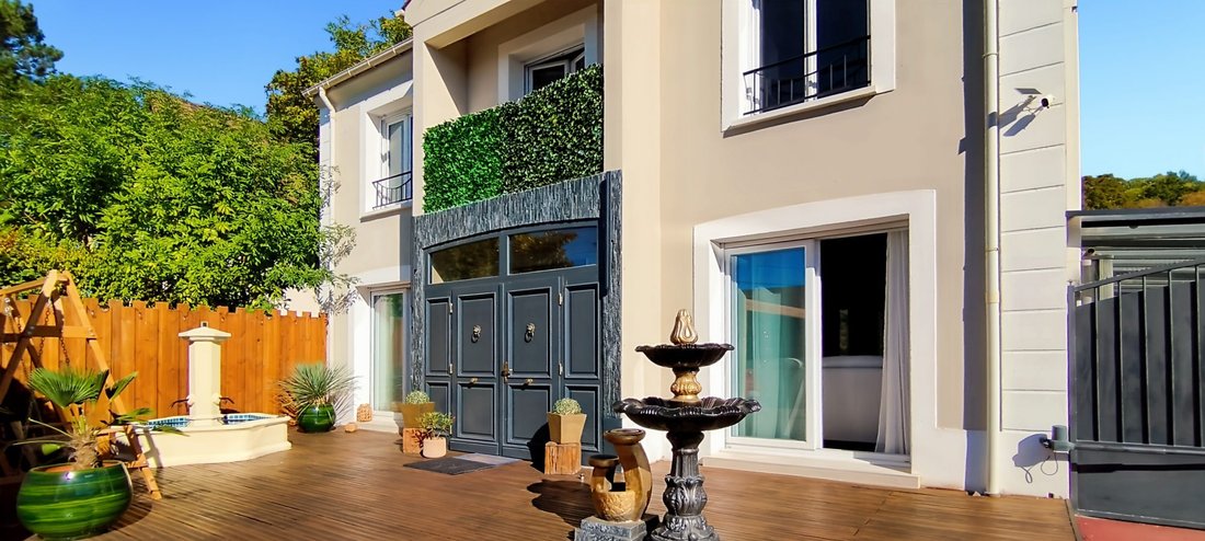 House in Taverny, Ile-de-France, France 3 - 18995987
